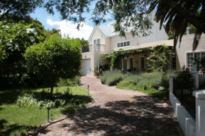 Jonquil Guest Cottage
